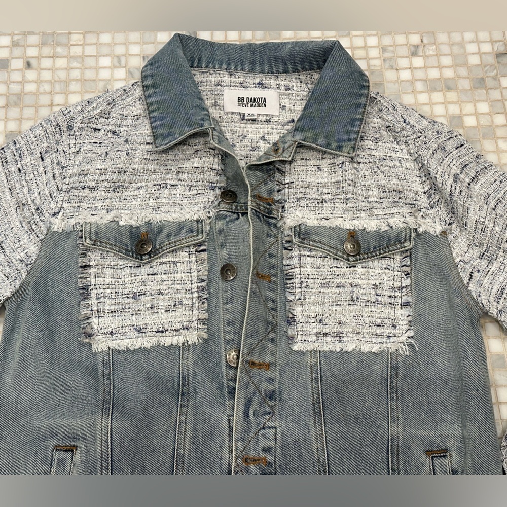 BB Dakota X Steve Madden The Festival Denim Trucker Jacket - Picture 5 of 16